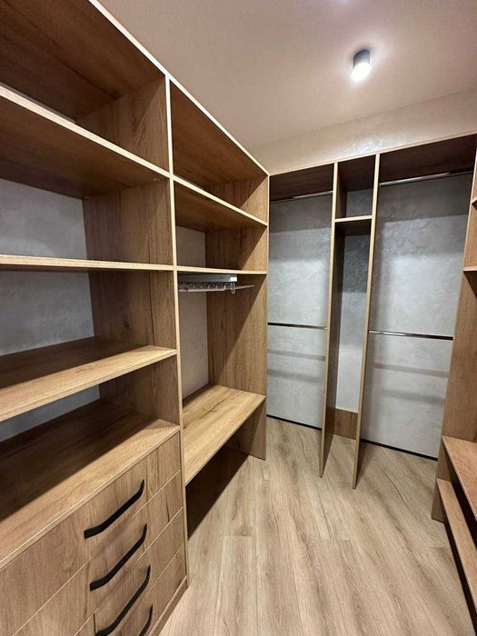 Стильна квартира на Зарічанській, дизайнерський ремонт.