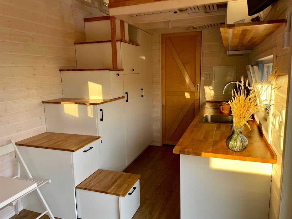 Domek na wynajem w lesie z jacuzzi – Tiny House Bory Tucholskie