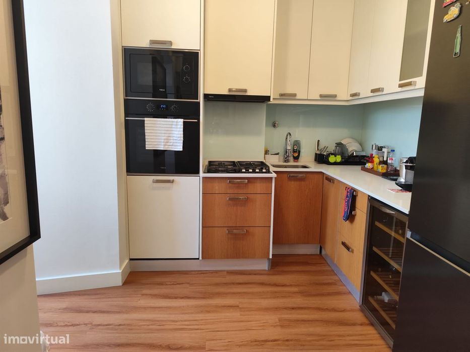 Apartamento T2 para Arrendamento | Arroios