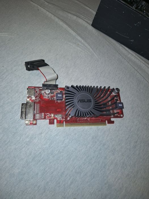 Karta graficzna asus radeon 5450 1gb ddr3