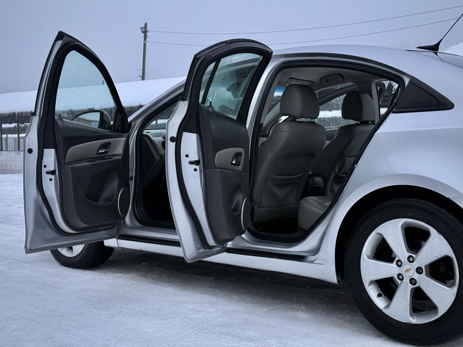 Chevrolet Cruze LT ltz 1.8 AT