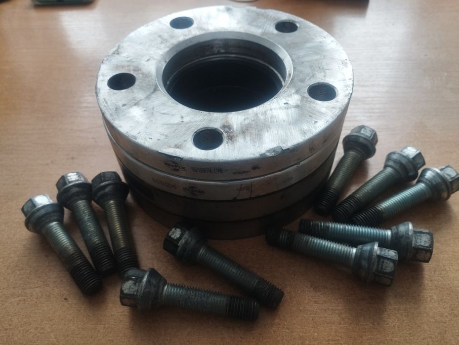 Проставки 5 120 15-20мм 74.1 з болтами