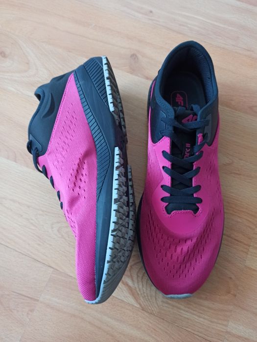 Buty sportowe 4F rozmiar 41
