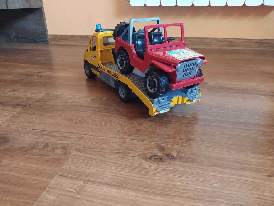Bruder auto - laweta Mercedes sprinter + JEEP. Na preznt.