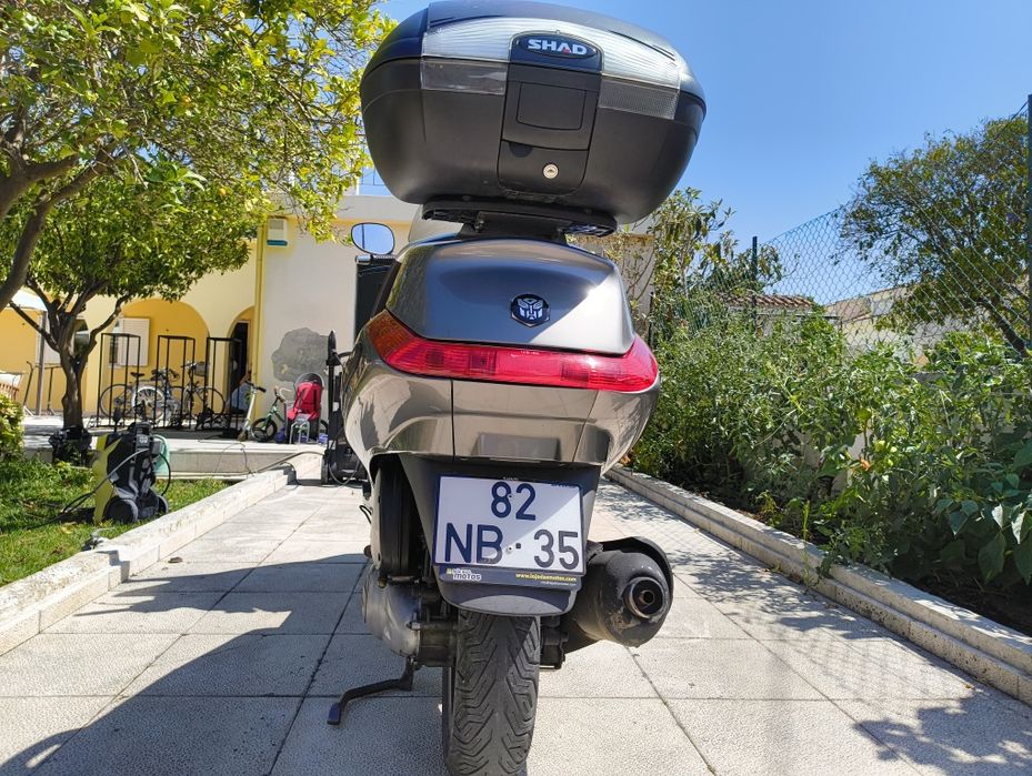 Piaggio X Evo 125