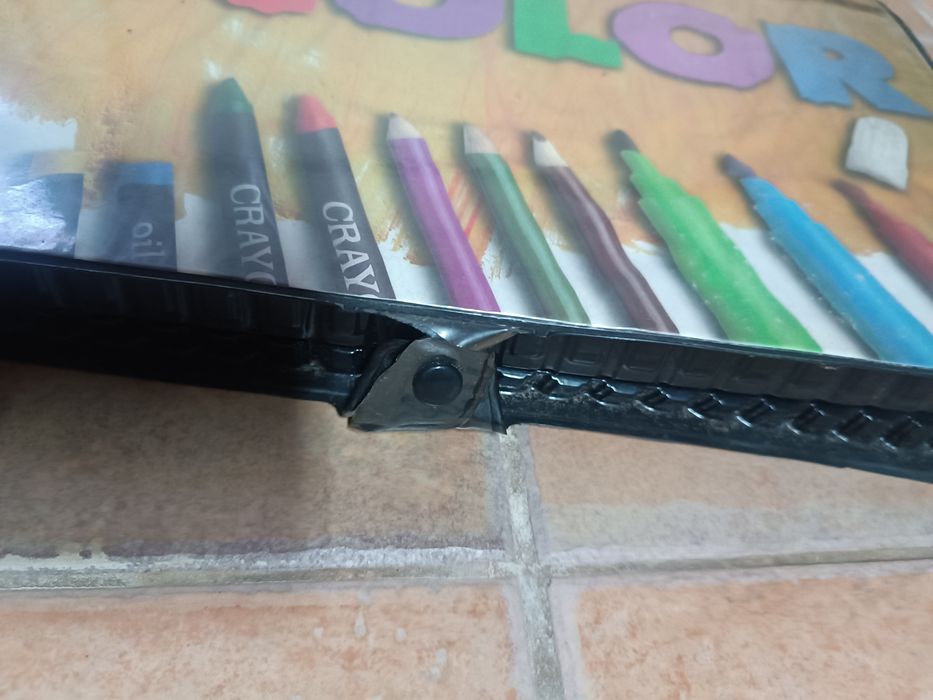 Kit de colorir para criança