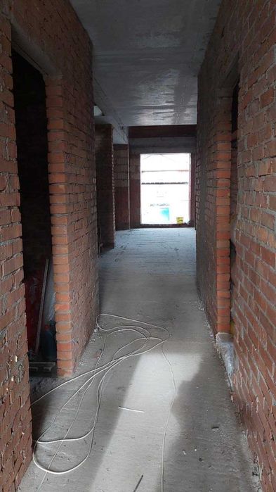 одноповерховий дуплекс в Лісовій Бучі, з газом, через дорогу ліс без %