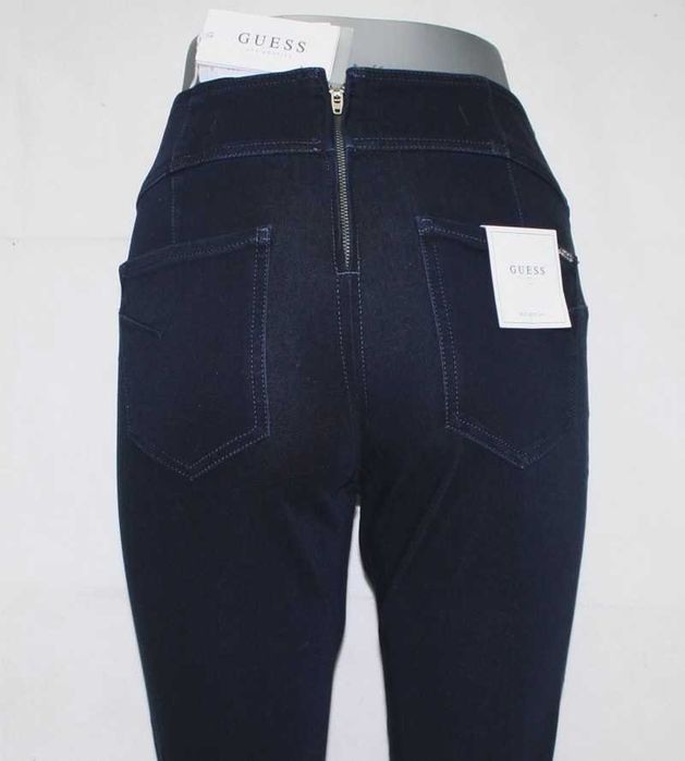 Damskie jeansy Guess -Curve X granatowe rurki wysoki stan nowe W27/L30