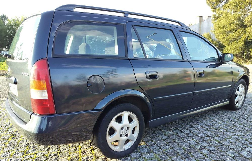 Opel Astra Caravan Sport 1.4 16v