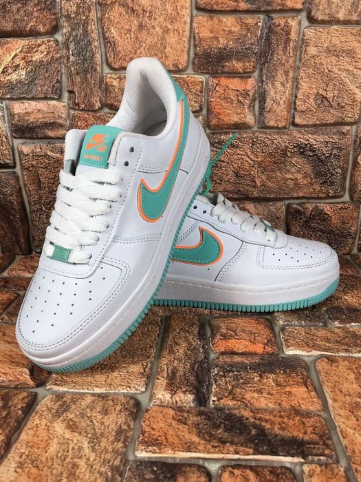 Кроссовки  NIKE р 36-40