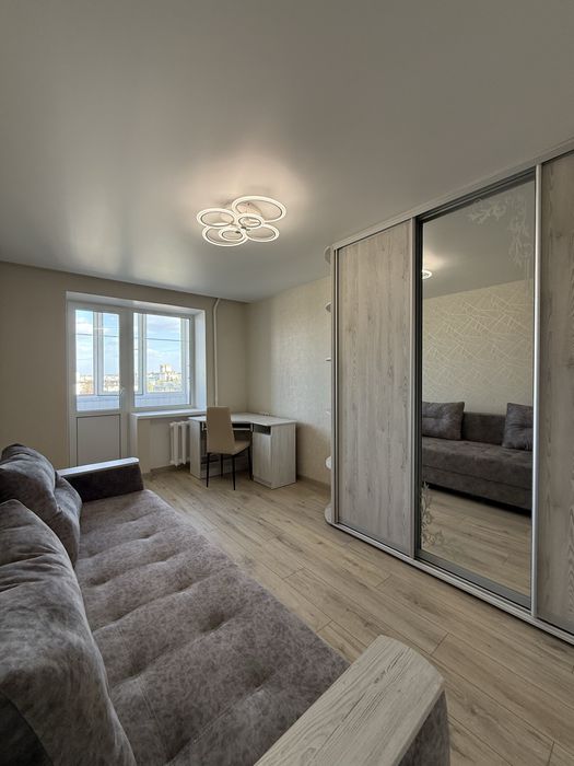 Двокімнатна квартира район Покровського Собору 15000+ КП