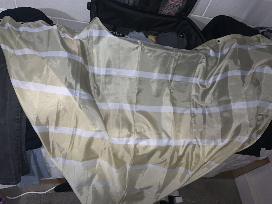 Curtina para banheiro 2x3 metros