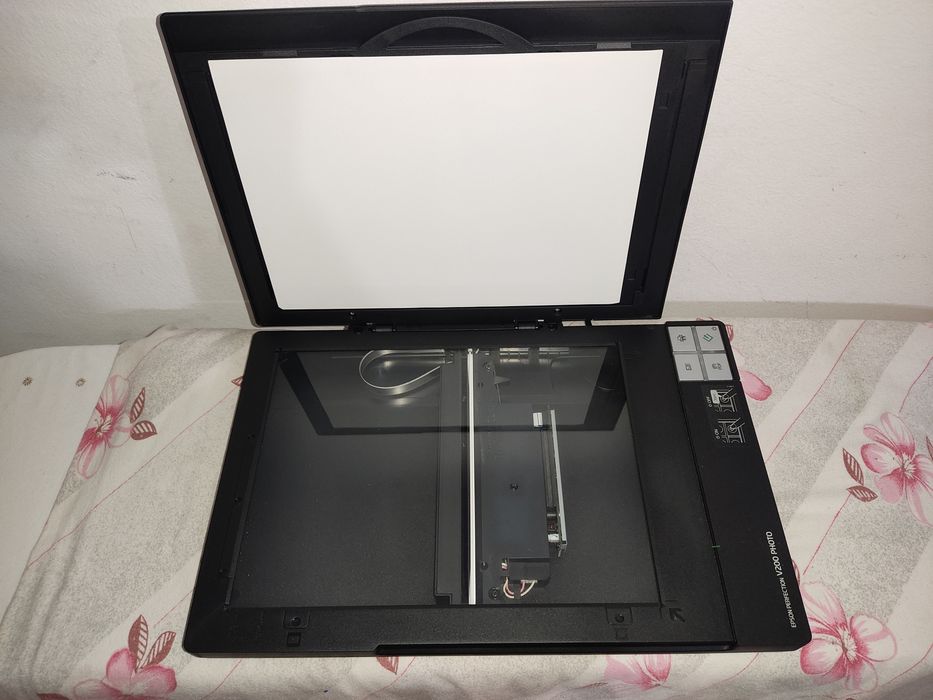 Scaner Epson perfection v200 photo