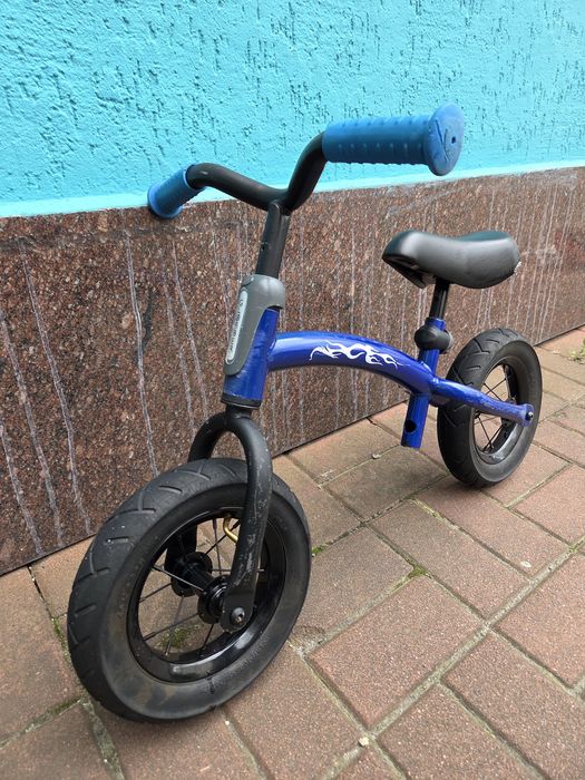 Біговел  Globber Go Bike