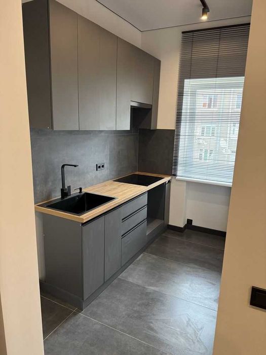 Продам 3к квартиру на Данилевского! Центр! Сталинка! (89133)