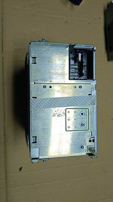 Volkswagen Caddy MK3 radio fabryczne