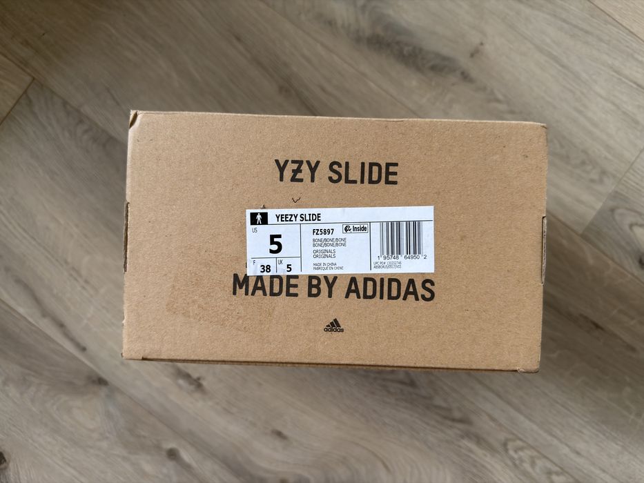 yezzy slide bone