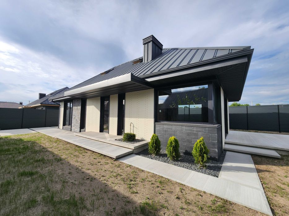 Від забудовника! Продам будинок, газ, світло, вода. Телефонуйте.