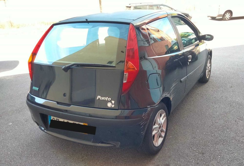 Fiat Punto Go Preto