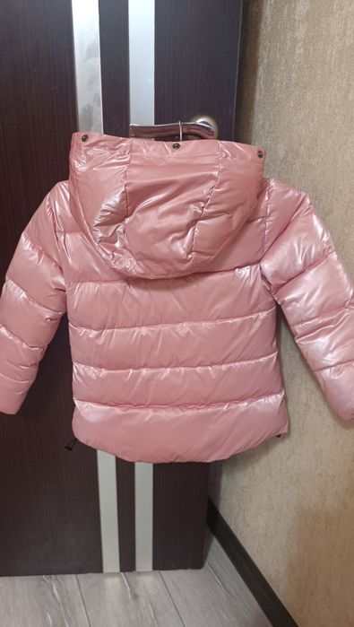 Продам куртку moncler