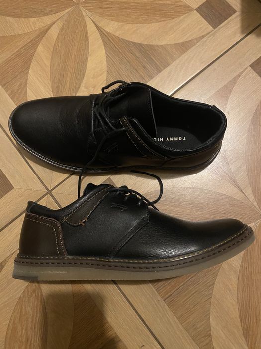 Шкіряні туфлі Tommy Hilfiger 41 розмір