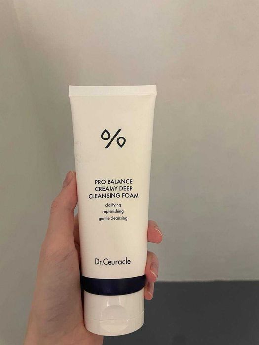 Dr. Ceuracle Pro Balance Creamy Deep Cleansing Foam