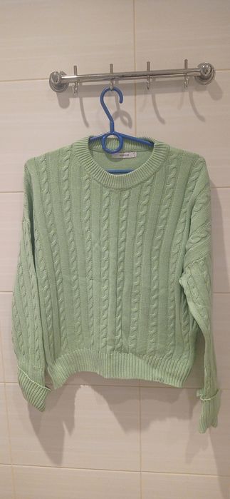 Sweter Reserved L