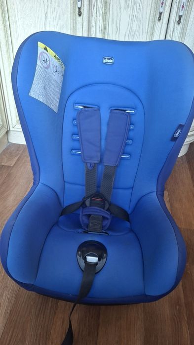 Автокрісло Chicco Cosmos