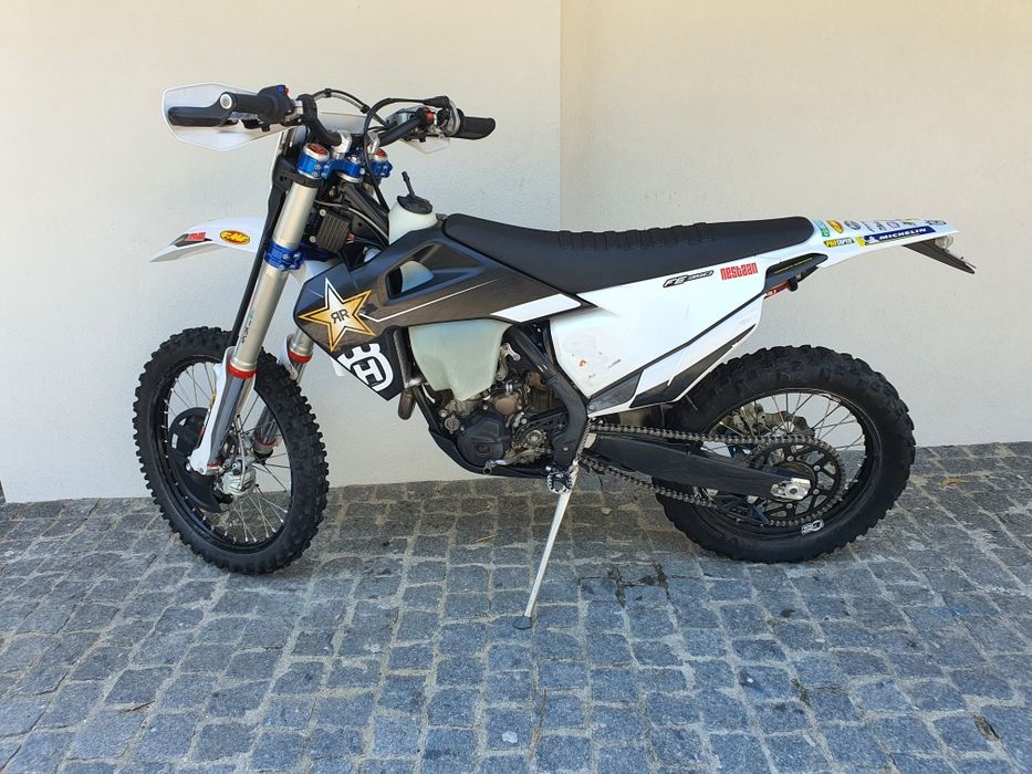 Husqvarna FE 350 Rockstar 22