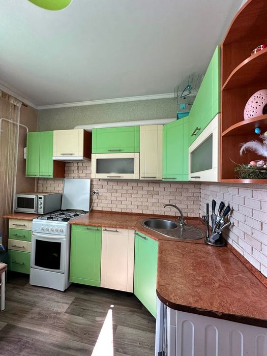 Продаж 1 кімнатноі квартири  на Калініна 4