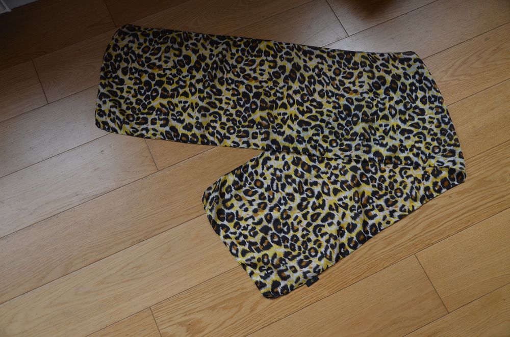 apaszka szal panterka 100% Silk jedwab 33x160