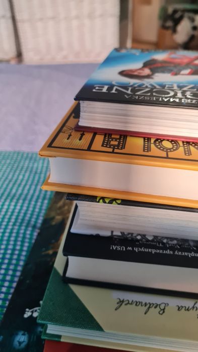 Zestaw książek Magiczne Przygody (8–12 lat) – 7 szt. – Magiczne Drzewo