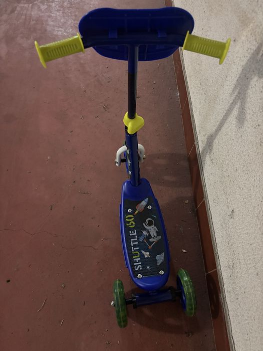 Vendo Trotinete astronautas