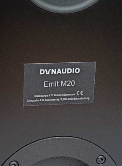 Dynaudio Emit M20 Satin Black - Par de colunas Hi-Fi, em excelente estado de conservação