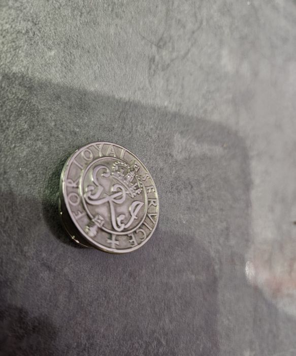 Значок,награда..