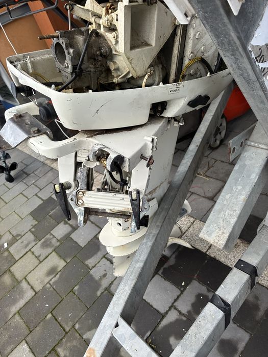 Silnik Johnson 25 koni