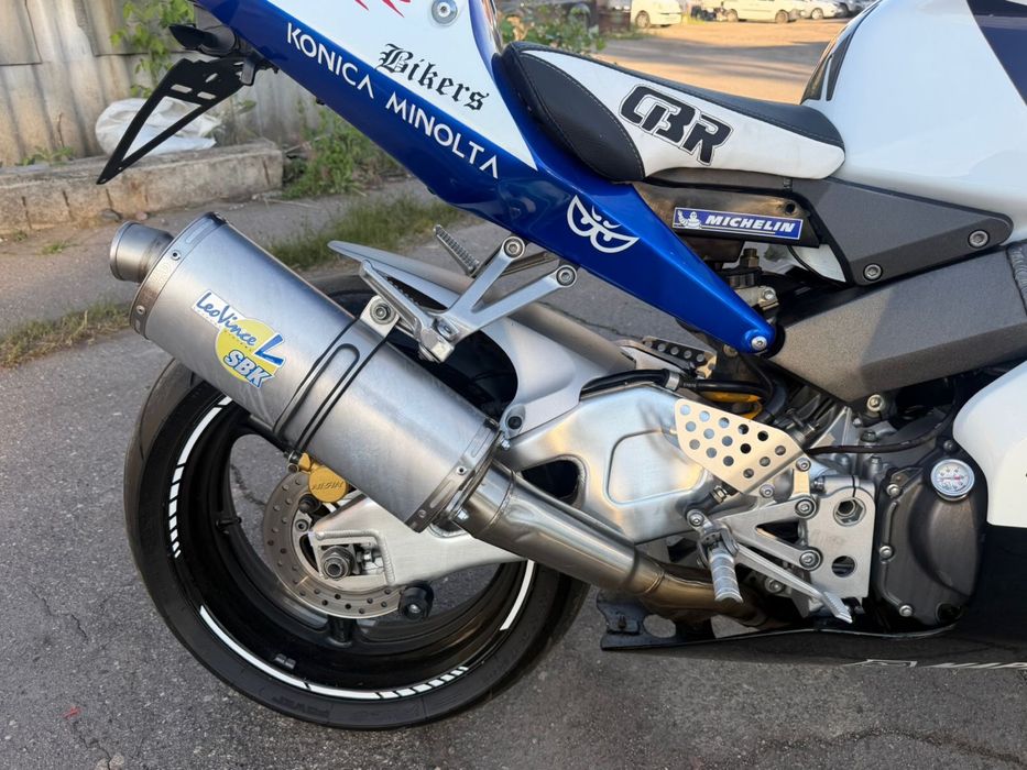 Продам мотоцикл HONDA CBR900RR 954 Fireblade