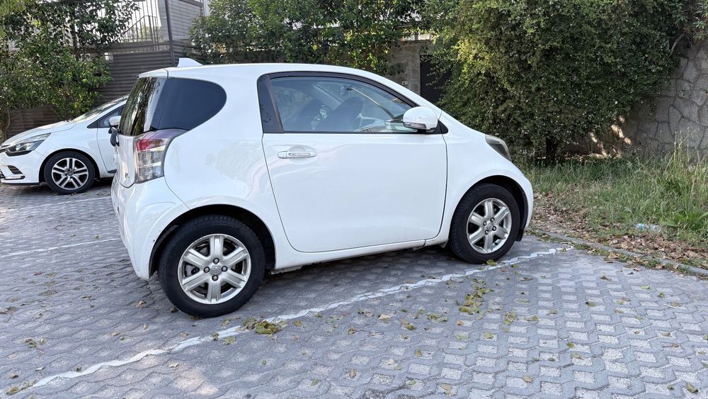 Toyota iQ 1.0