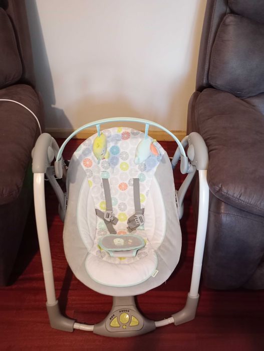 Baloiço de criança automático