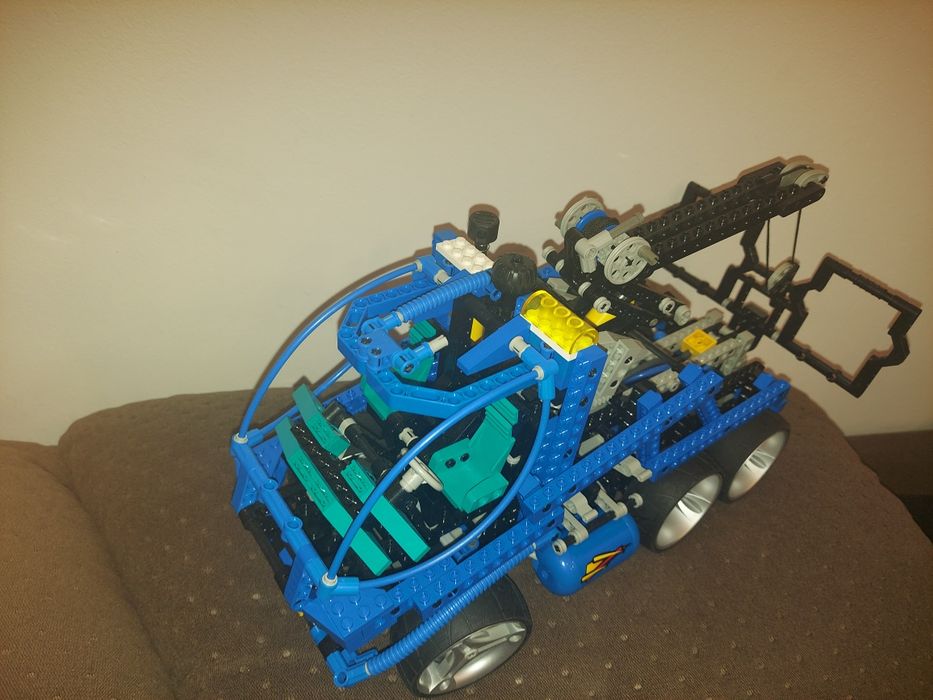 Lego Technic 8462 Tow Truck