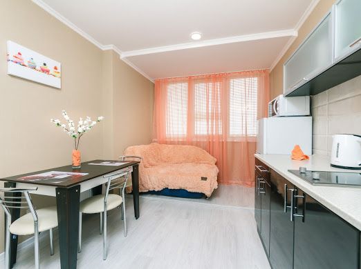 Квартира 1-комнатная люкс посуточно почасово метро Позняки Харьковская