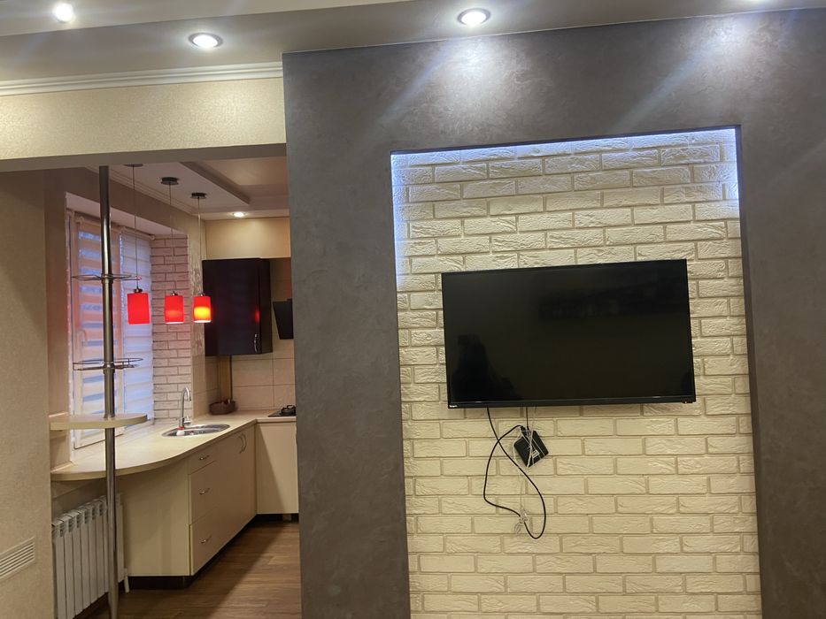 Здам 1-к студію в центрі соцміста,тепла підлога!