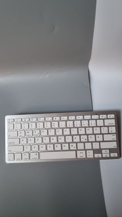 Bezprzewodowy zestaw klawiatura + mysz Bluetooth do tabletu i laptopa