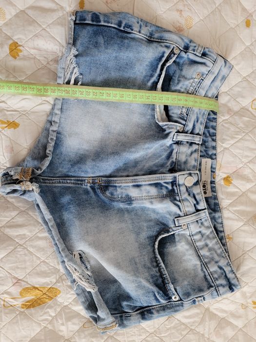 Джинсів шорти розмір 40