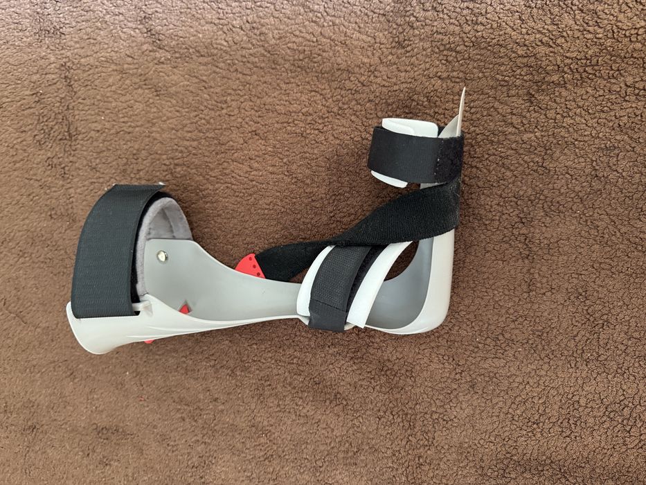 Правий 36 р-р ортез лонгет Гомілковостопний Ottobock Dyna Ankle 50s1