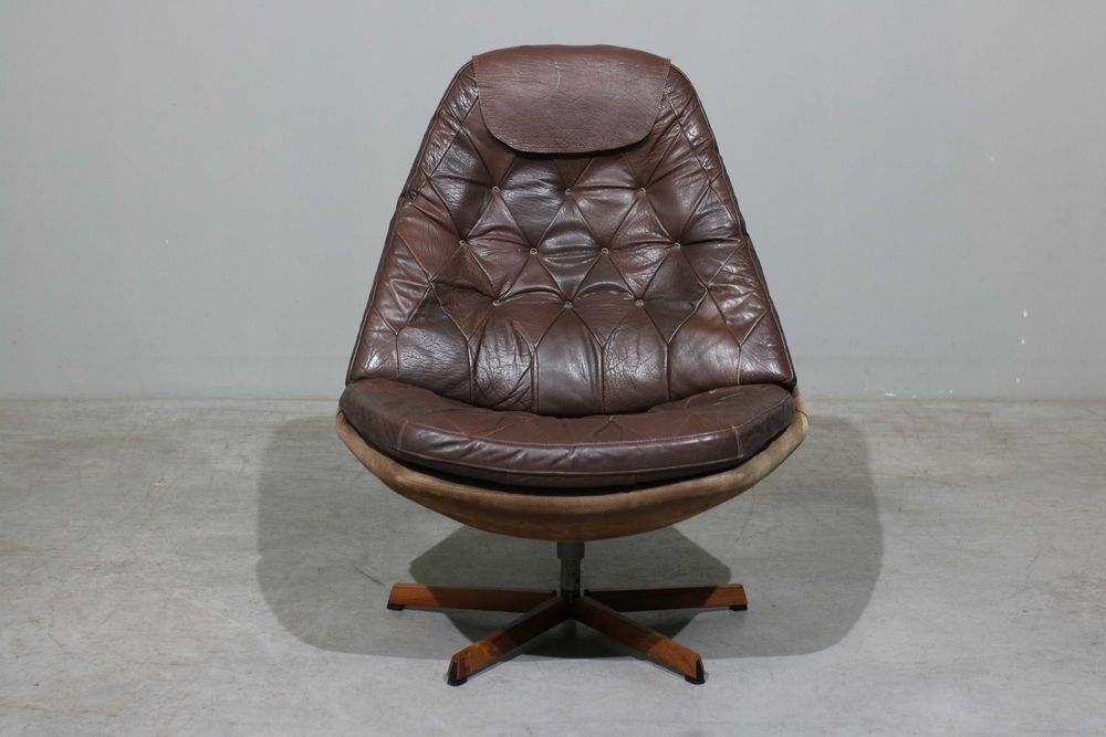 Poltrona com pousa pés Madsen & Schubell Modelo MS68