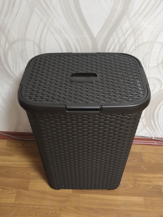 Кошик для білизни
