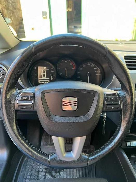 SEAT Leon 1.6 TDI Sport Full Extras