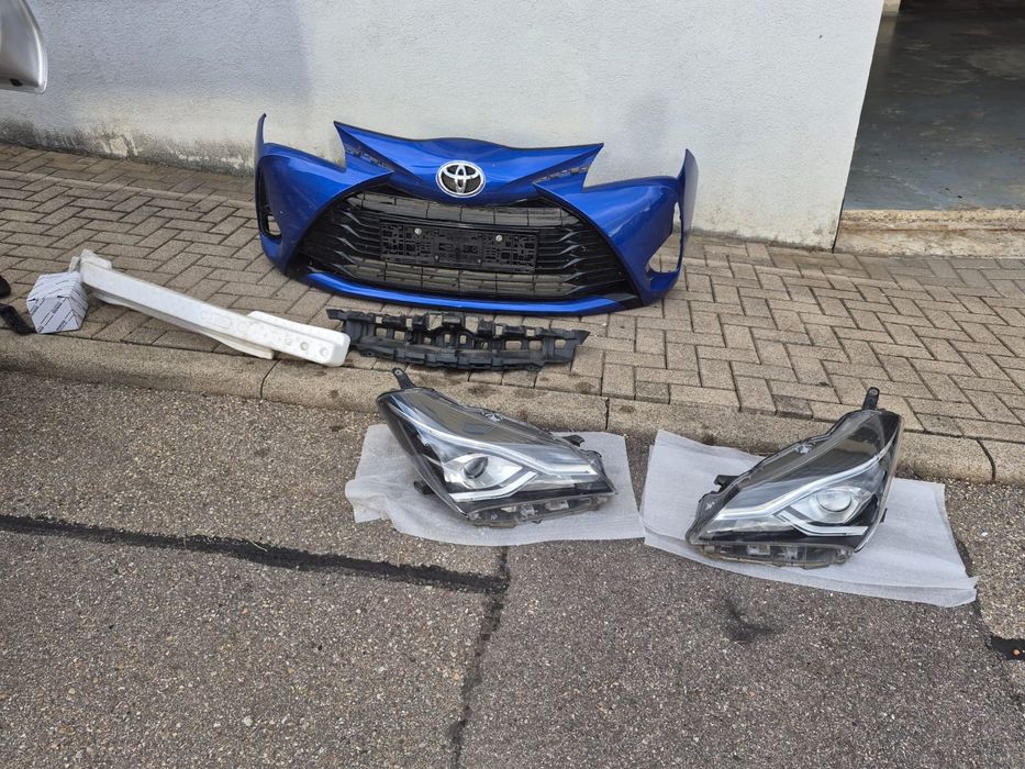 Zderzak Toyota Yaris III Lift 17-30 IDEALNY STAN