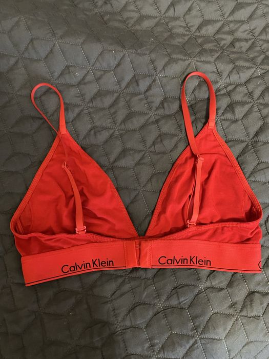 Бралет/топ/бюст calvin klein 75B